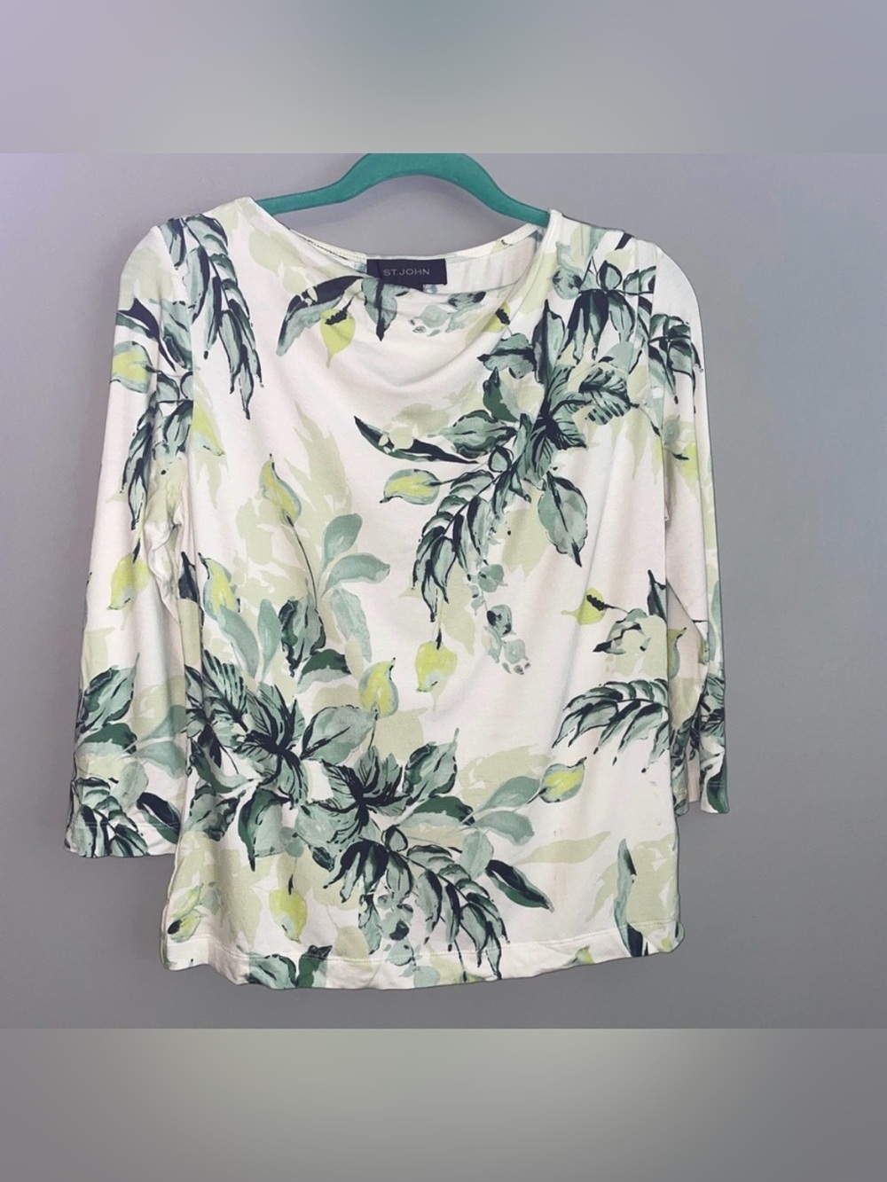St.John Nuda jersey flora top greens size large